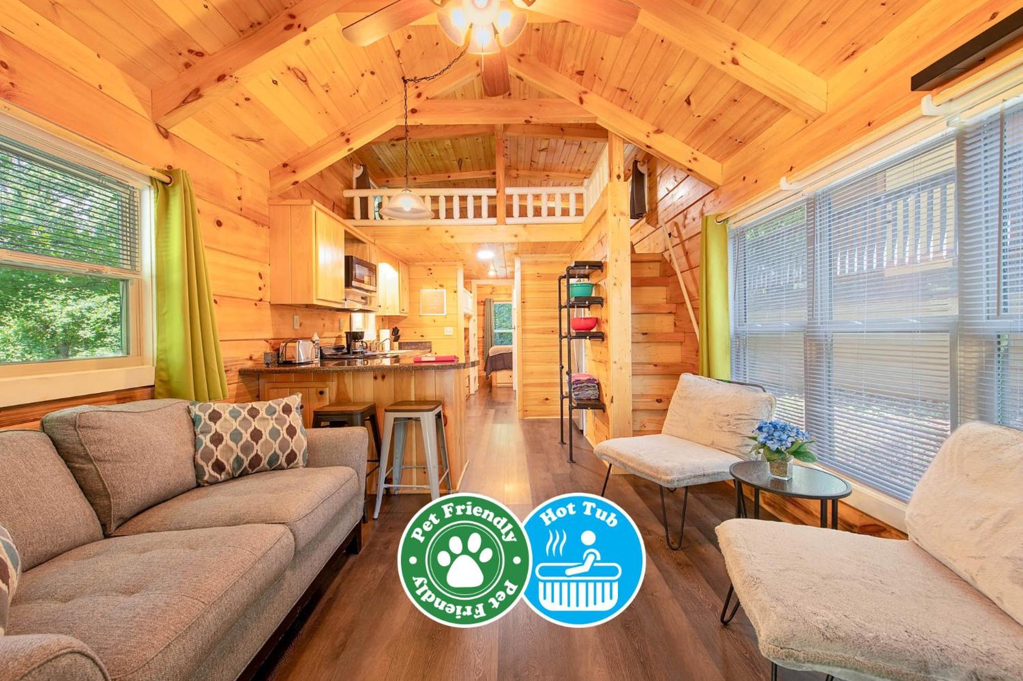 Elise Forest Retreat 5 Mins To Downtown Holiday home *