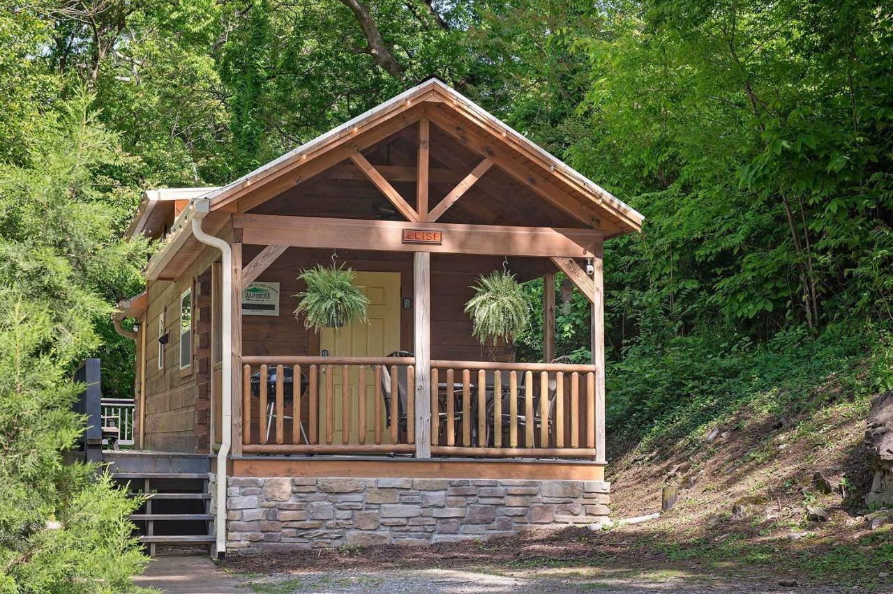 Holiday home Elise Forest Retreat 5 Mins To Downtown