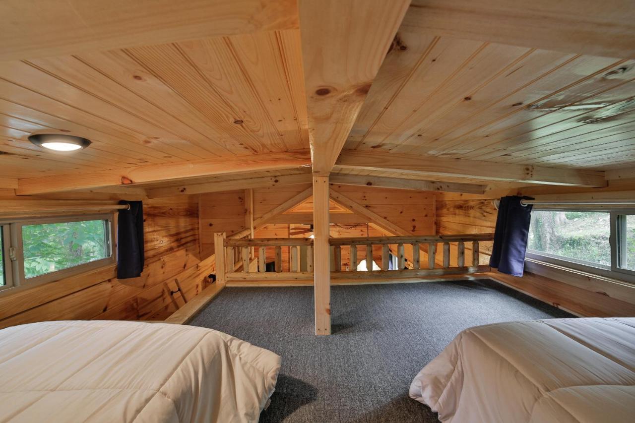 Elise Forest Retreat 5 Mins To Downtown Holiday home *